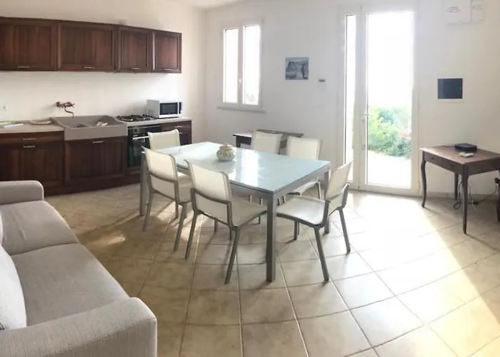 Mariapaola בית נופש *